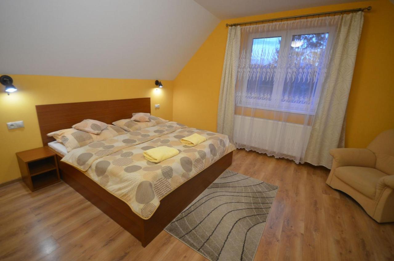 Apartmany Best I. Besenova Bagian luar foto